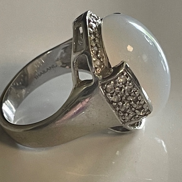 Ladies Moonstone Ring 5 - Picture 3 of 5